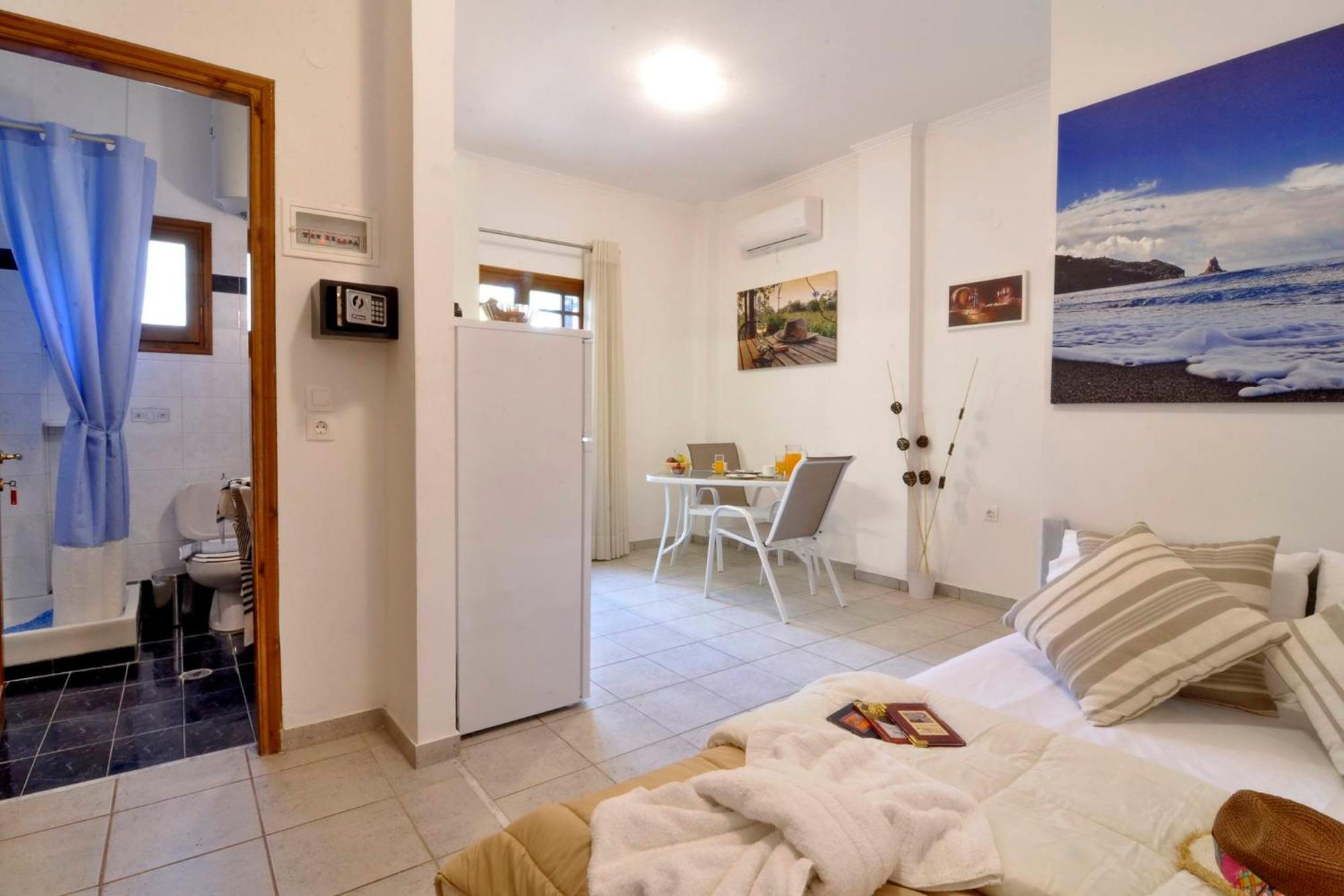 Kloudas Apartments Potamos  Ruang foto
